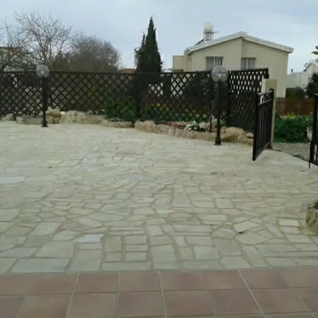 Dimma Maria Niki Court Apartment *